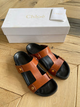 Load image into Gallery viewer, CHLOÉ slides
