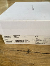 Load image into Gallery viewer, ISABEL MARANT Bessie trainers
