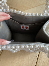 Load image into Gallery viewer, SHRIMPS pearl bag
