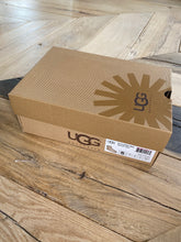Load image into Gallery viewer, UGG booties

