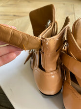 Load image into Gallery viewer, CHLOÉ Rylee boots
