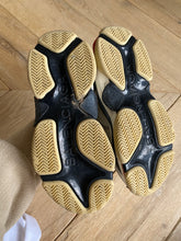 Load image into Gallery viewer, BALENCIAGA Triple S
