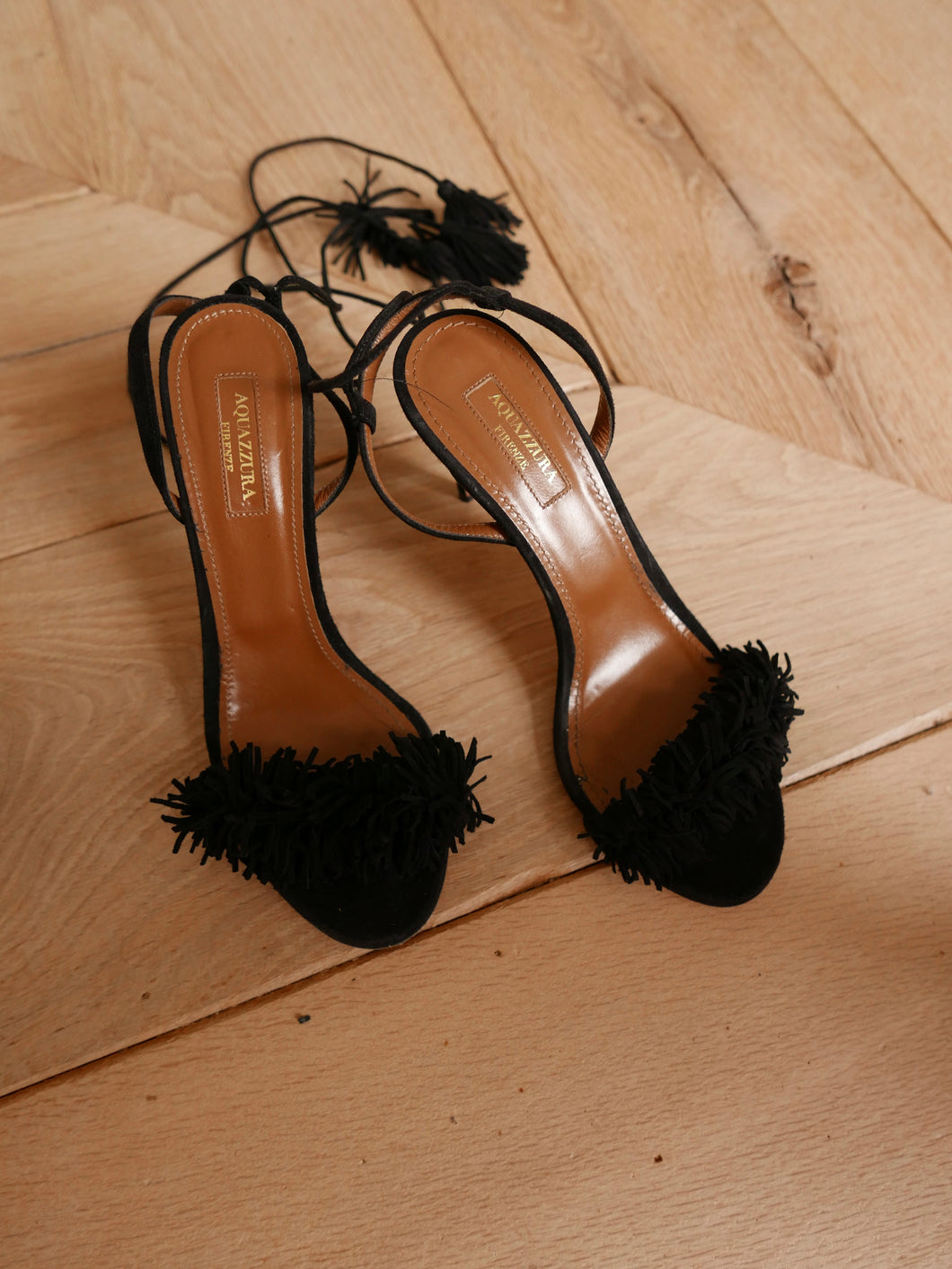 AQUAZZURA black suede sandals