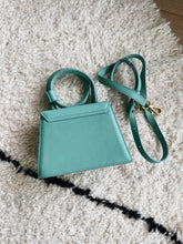 Load image into Gallery viewer, JACQUEMUS Le Chiquito
