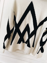 Load image into Gallery viewer, VITA GRACE chevron knit
